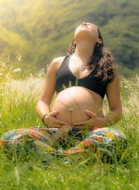 WHAT EXPECTANT MOTHERS SHOULD KNOW ABOUT INDOOR AIR POLLUTION AND PREGNANCY